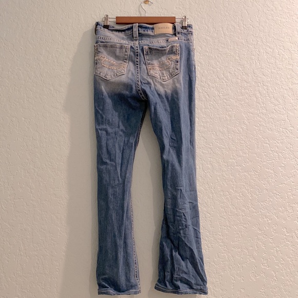 ‘Sailey’ Distressed Boot Cut Jeans - Size 27 - Picture 2 of 2